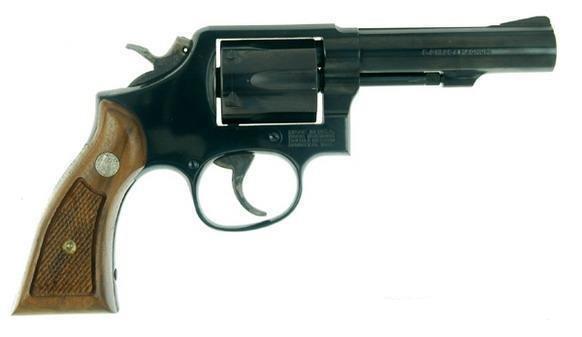 révolver Smith et Wesson modèle 13 calibre 357 magnum
