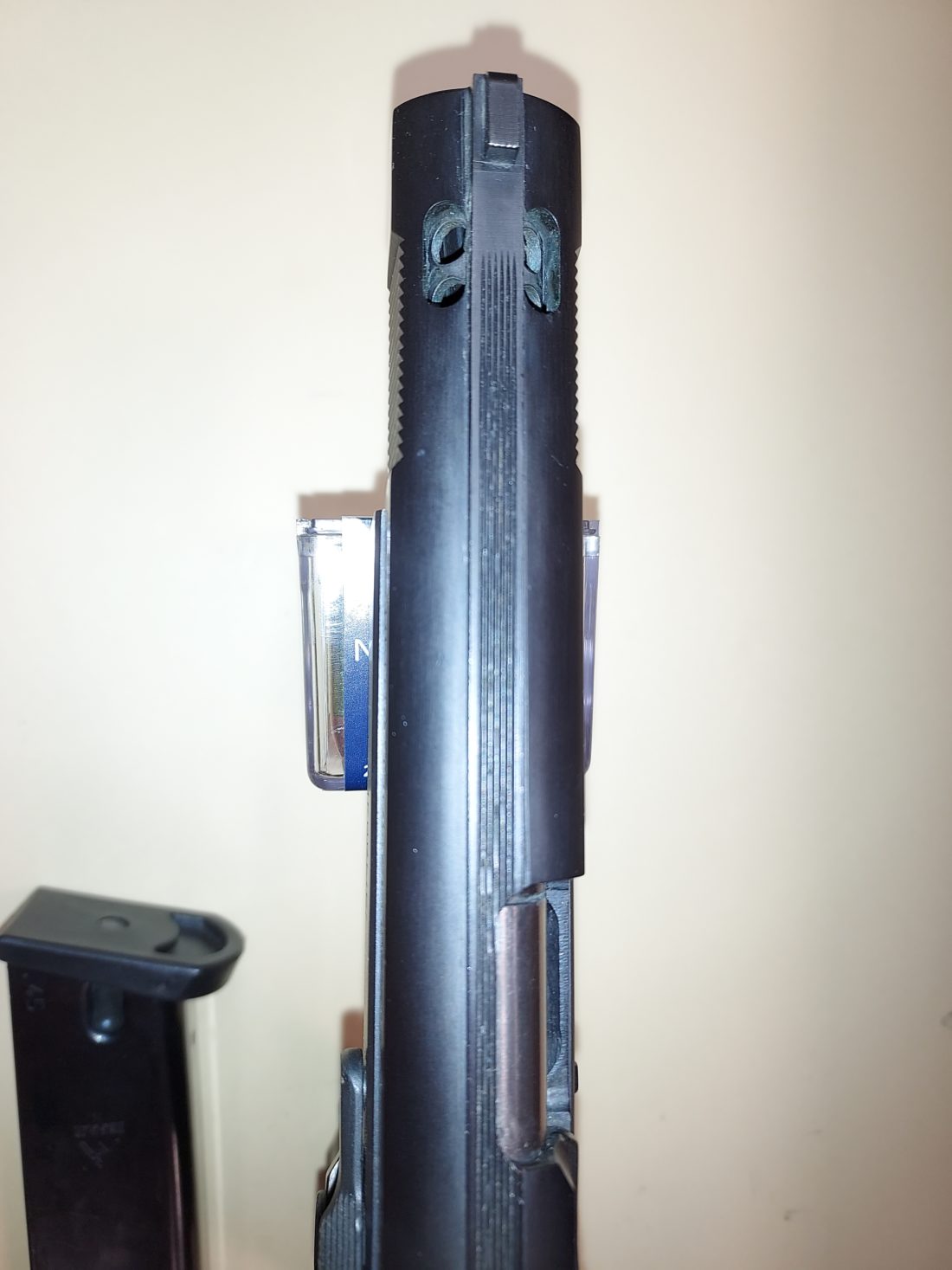 pistolet semi automatique TANFOGLIO modèle IPSC ULTRA calibre .45 ACP